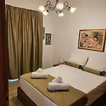 Nikol's Nook