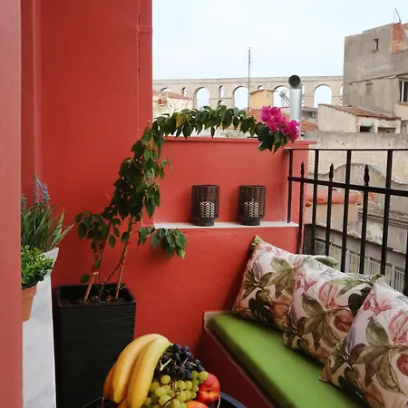 Nikol's Nook Appartement *